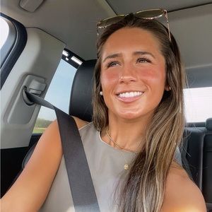 Meet your Posher, Katelyn